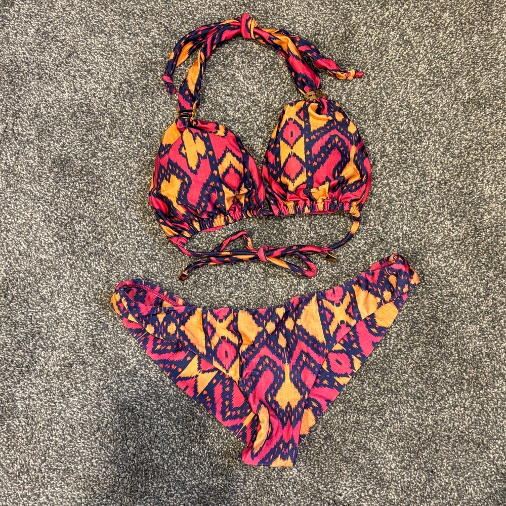 VIX swim ikat pattern cheeky bikini size M